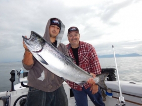 Large Chinook Salmon Ucluelet Hot Pursuit Charters.ca