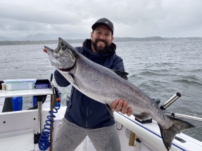 Ucluelet Chinook Salmon-Hot Fishing Charter