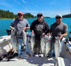 Ucluelet Charter-Salmon-Halibut